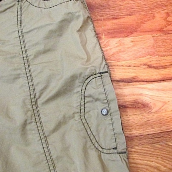 Ann Taylor LOFT Khaki "Marisa" Cargo Pants, Size 6 - Picture 4 of 7
